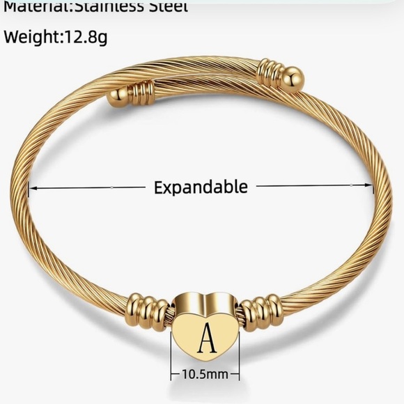 Initial A 14kt plated Gold Heart Initial Bracelet - Picture 2 of 2